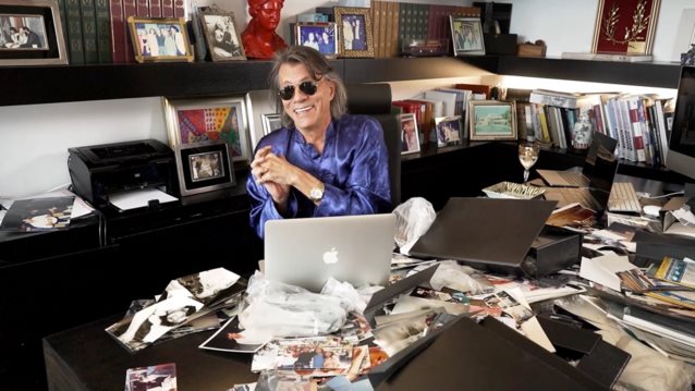 Ποιον πασίγνωστο καλεσμένο &quot;έκλεισε&quot; ο Ηλίας Ψινάκης για το δικό του &quot;Γηροκομείο&quot;