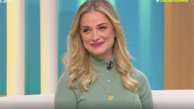 Λένα Δροσάκη: "Περίμενα τον πρίγκιπα με το λευκό άλογο. Θύμωνα όταν ο άνθρωπος απέναντί μου δεν ήταν αυτό που νόμιζα"