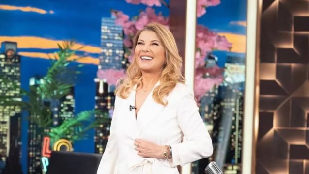 Σοφία Αλιμπέρτη | Οικογενειακές στιγμές στην παραλία με τους γιους της, Good Job Nicky και Μιχαήλ-Άγγελο Βαρθακούρη