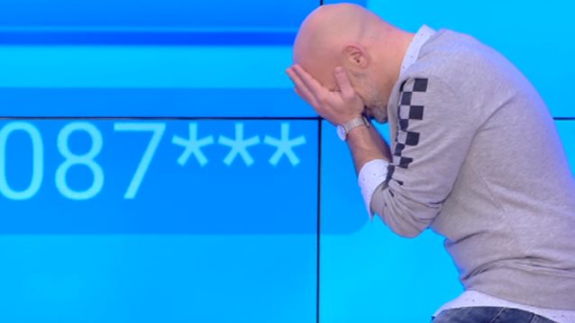 Νίκος Μουτσινάς
: Δεν φαντάζεστε τι συνέβη (ξανά) στο φινάλε της εκπομπής του | Δείτε το video