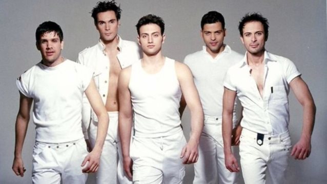 ΟΝΕ: Το διάσημο boy band γιορτάζει 20 χρόνια &amp; θυμάται τις πιο μεγάλες στιγμές του