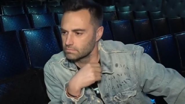 Κώστας Φραγκολιάς: &quot;Συνήθως με φλερτάρουν άντρες στα social media - Έχουν ξεφύγει λίγο τα αγόρια&quot;