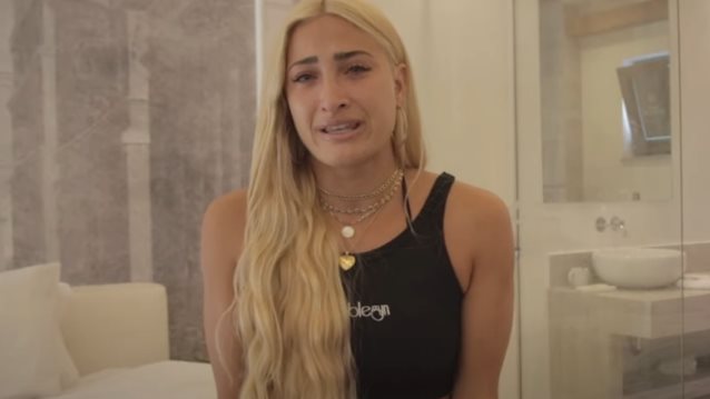 Ιωάννα Τούνη: Μιλάει ανοιχτά για το ροζ βίντεο που κυκλοφόρησε!