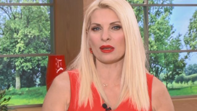 Ελένη Μενεγάκη: Η τρυφερή εξομολόγηση &amp; η συγκίνηση για τη μητέρα της που βρίσκεται σε καραντίνα