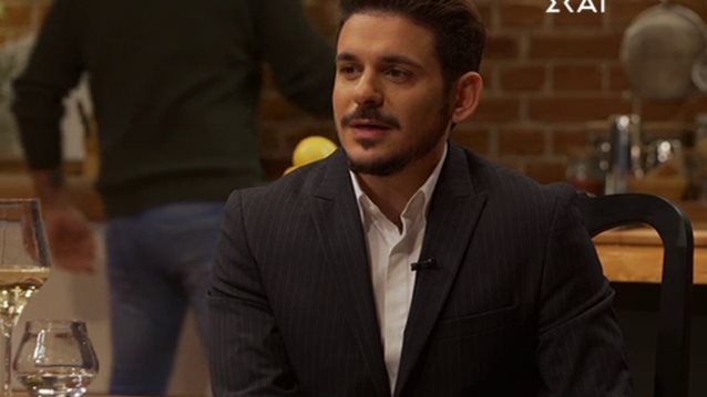 Stan: Η ερώτηση για τις γυμνές φωτογραφίες που τον έφερε σε αμηχανία | Δείτε το video