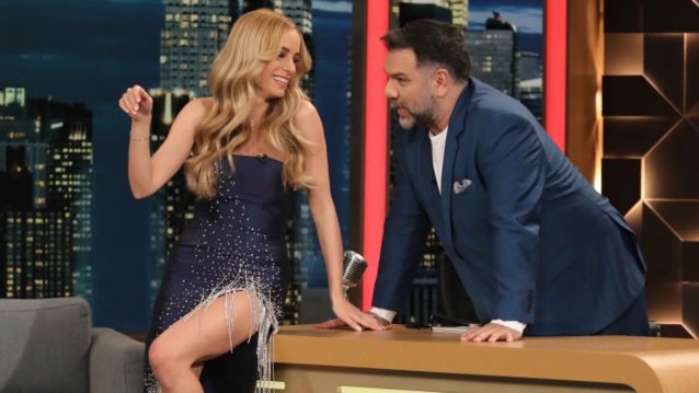 Δούκισσα Νομικού: Μιλάει για όλα! Η ανακοίνωση για τη βάφτιση των παιδιών της, το τρίτο παιδί &amp; τα συγκινητικά λόγια για τον Θέμο