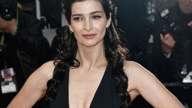 Αντιγόνη Κουλουκάκου | Οι εντυπωσιακές αμακιγιάριστες selfies και η καλοκαιρινή ρουτίνα ομορφιάς της