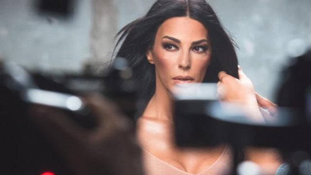 Κέλλυ Κελεκίδου: Στα γυρίσματα του νέου της video clip: Φωτογραφίες