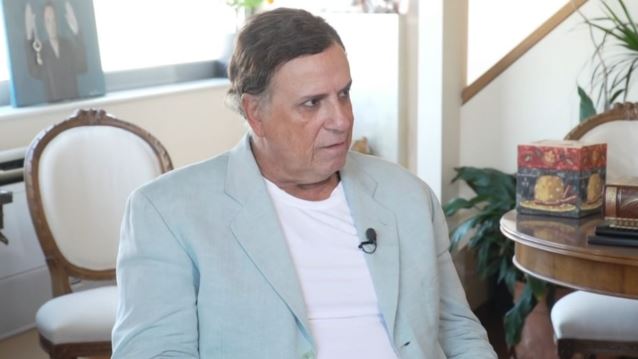 Ο Χάρης Ρώμας στην πρώτη αντίδραση για το τέλος του &quot;Κωνσταντίνου και Ελένης&quot; από τον ΑΝΤ1