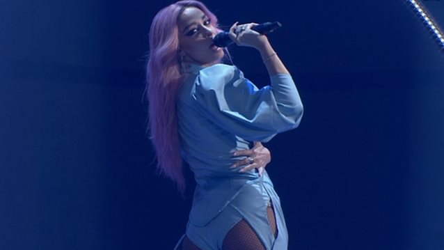 Η Ελένη Φουρέιρα έβαλε &quot;φωτιά&quot; στο J2US