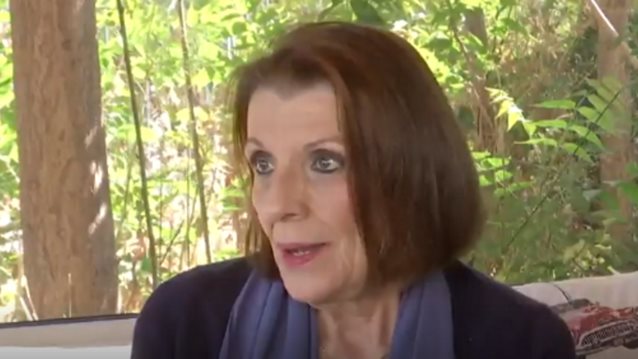 Μαρία Κανελλοπούλου: &quot;Είναι ύβρις και τρομαχτικά βέβηλο να μιλάει κανείς με αυτόν τον τρόπο για τον Μάνο Χατζιδάκι&quot;