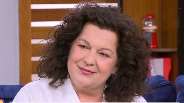 Η Στέλλα Γκίκα σε μία σπάνια τηλεοπτική συνέντευξη | Η "Παπαδιά" του "Σασμού" &amp; το παρασκήνιο του πρώτου casting