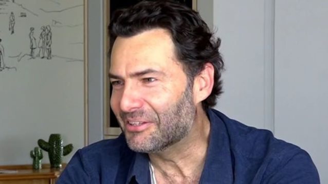 Παναγιώτης Μπουγιούρης: &quot;Μπήκε θαυμάστρια στο καμαρίνι και ήταν έτοιμη για όλα&quot;