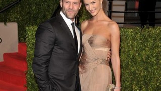 Rosie Huntington Whiteley – Jason Statham: Έγιναν γονείς! Το όνομα &amp; η πρώτη φωτογραφία του μωρού τους