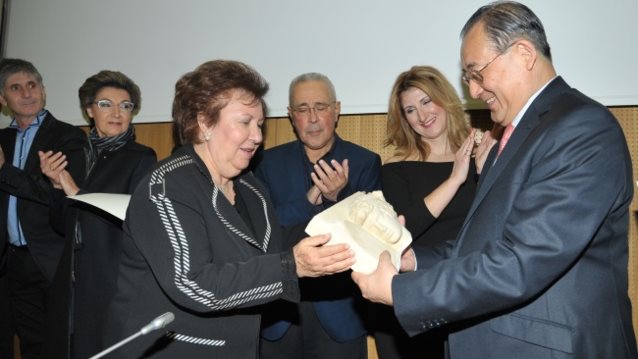 Βραβεία Εκπαιδευτικής Προσφοράς Σε Παραμεθόριες Περιοχές: Όσα έγιναν στην τελετή απονομής στο Εθνικό &amp; Καποδιστριακό Πανεπιστήμιο Αθηνών