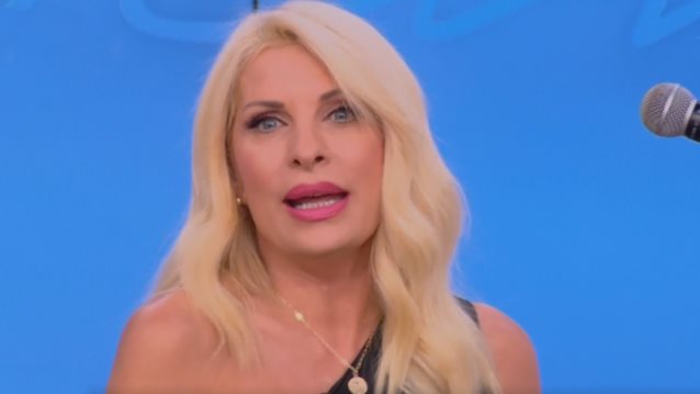 Ελένη Μενεγάκη: &quot;Και εμείς τα βλέπουμε και τα ακούμε, κυρίες και κύριοι. Και εμείς σε αυτή τη χώρα ζούμε&quot;