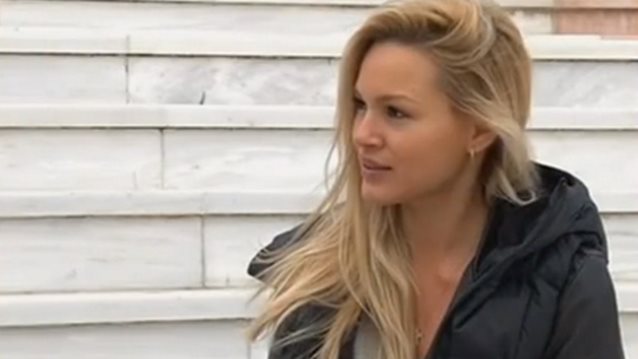 Η Βίκυ Κάβουρα παραδέχεται πως βιώνει την πιο δύσκολη φάση της ζωής της