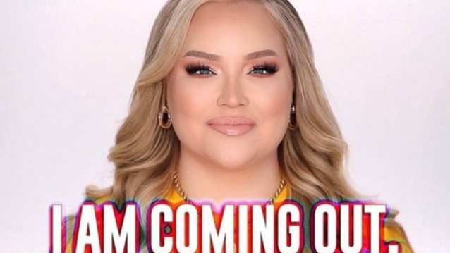 Το coming out της Nikkie Tutorials
: Η beauty guru αποκάλυψε ότι είναι διεμφυλική και τρέλανε τους fans της