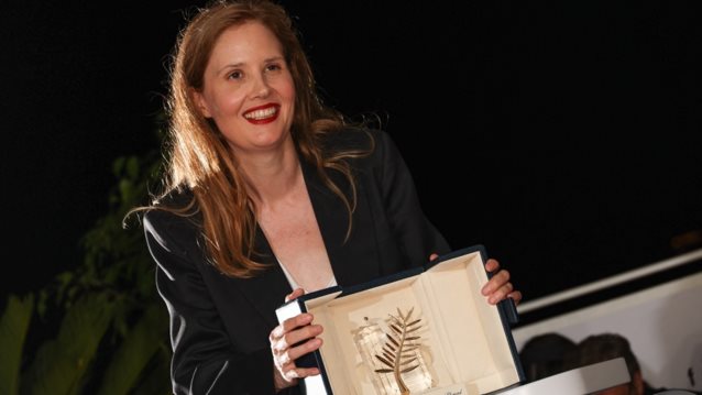 Justine Triet | Η τρίτη γυναίκα που κερδίζει τον Χρυσό Φοίνικα στην ιστορία του Φεστιβάλ των Καννών