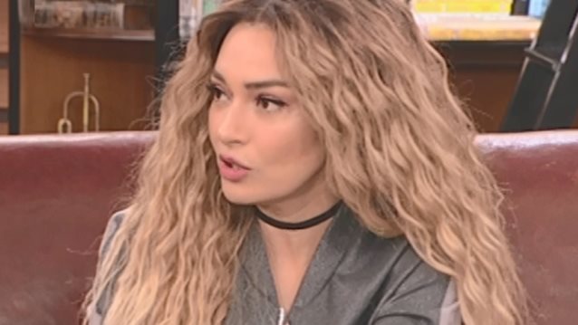 Αποστολία Ζώη: Ανατροπή! Η αποκάλυψη για το μέλλον της θεατρικής παράστασης «Ζητείται Ψεύτης»