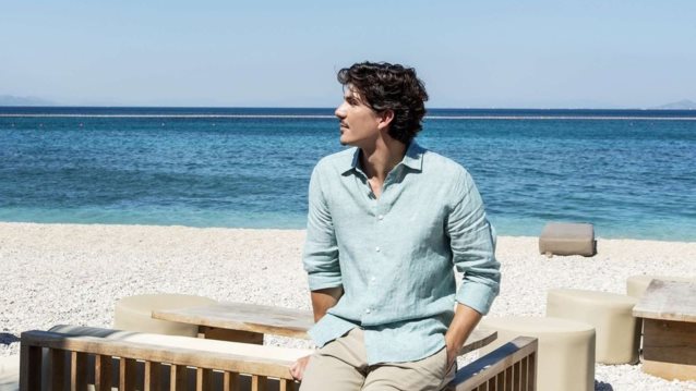 Ο Παύλος Γαλακτερός φτιάχνει τη βαλίτσα των διακοπών σου