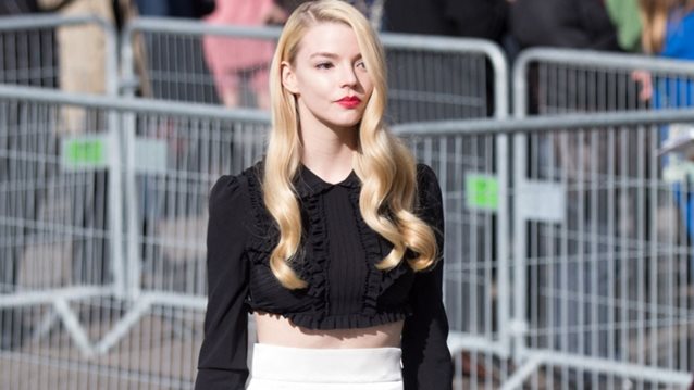 H Anya Taylor Joy με Barbie look στο Φεστιβάλ Βενετίας