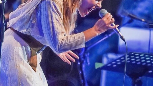 Νατάσσα Μποφίλιου
: Δε θα πιστεύετε πόσο μοιάζει με την αδερφή της
