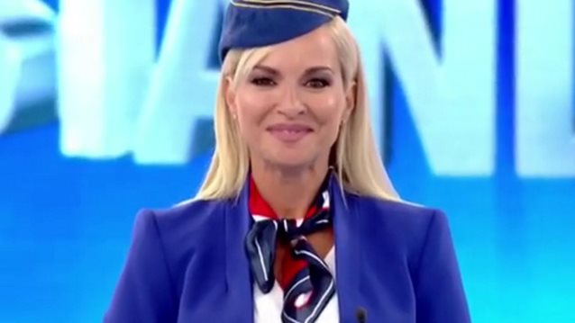 Μαρία Μπεκατώρου: Δείτε τη ως... αεροσυνοδό στο νέο τρέιλερ για την επιστροφή του Still Standing!