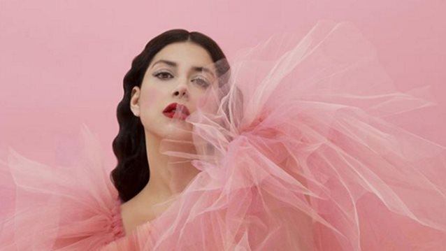 Κατερίνα Ντούσκα: Έχεις δει τον ΚΟΥΚΛΟ αδελφό της; Αυτές οι φωτογραφίες θα σε πείσουν