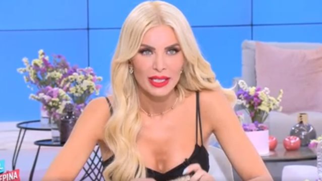 Η Κατερίνα Καινούργιου δέχθηκε μήνυμα από άνδρα που θέλει να την κάνει μητέρα | Δείτε την αντίδρασή της