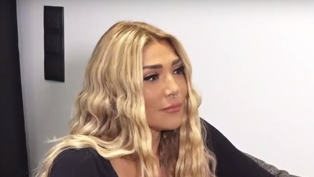 Η Αγγελική Ηλιάδη απαντά για τη σχέση της με τον Σάββα Γκέντσογλου