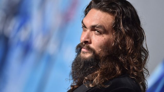 Jason Momoa: Ξύρισε το μούσι του μετά από 7 χρόνια!
