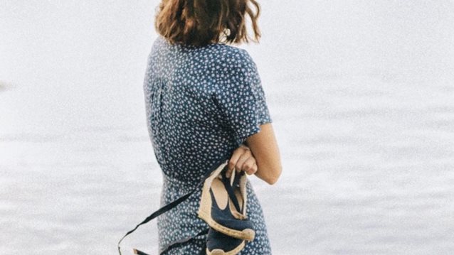 Εσπαντρίγιες: Το πιο αγαπημένο παπούτσι του καλοκαιριού
