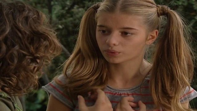 Εύη Δαέλη 
: H Φίφη του “Ευτυχισμένοι Μαζί” έγινε 23 ετών, είναι απίστευτα σέξι &amp; παίζει στο &quot;Έλα Στη Θέση Μου&quot; | Δείτε φωτογραφίες