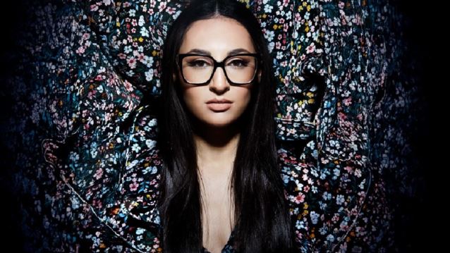 Η Klavdia στην πρώτη της δημόσια εμφάνιση μετά τη Eurovision | Μάθε πώς μπορείς να τη δεις από κοντά!