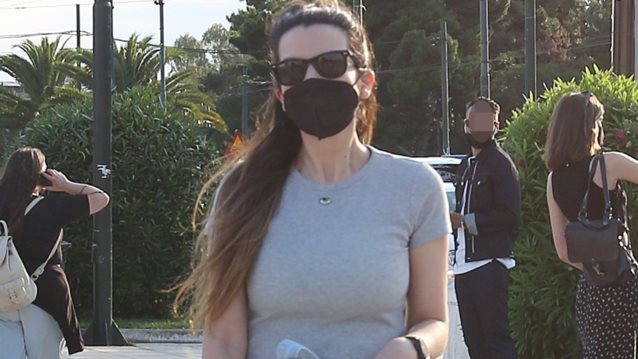 Η Νικολέττα Ράλλη σε νέα δημόσια εμφάνιση με την κόρη της