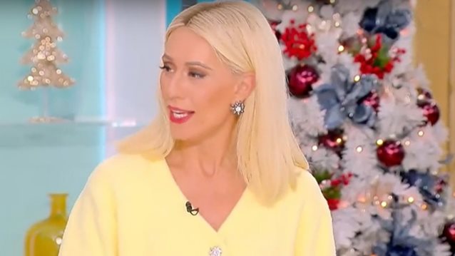 Μαρία Μπακοδήμου: "Συζητιόμαστε πάρα πολύ, όλοι για εμάς μιλάνε"