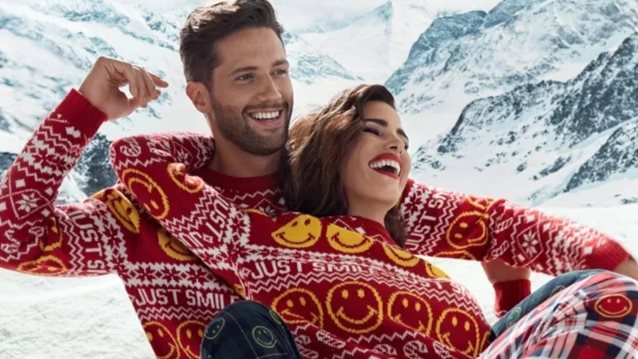 Η νέα χριστουγεννιάτικη καμπάνια της Yamamay με άρωμα από την Ιταλία του &#39;80