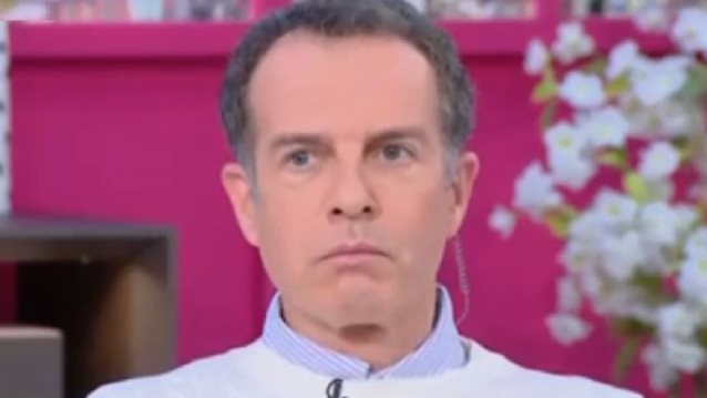 Αντέδρασε ο Άρης Καβατζίκης: &quot;Γιατί το προσωποποιείς τώρα; Δεν αναφέρθηκε σε μένα ο άνθρωπος!&quot;