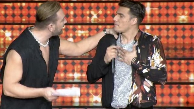 Fame Story | Ένταση στον αέρα για το περιστατικό με τη φούστα: &quot;Πόσες φορές θα το πούμε;&quot; - &quot;Μην αυτώνεις&quot;