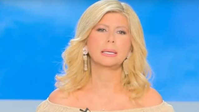 Δημόσια συγγνώμη από τη Ζήνα Κουτσελίνη