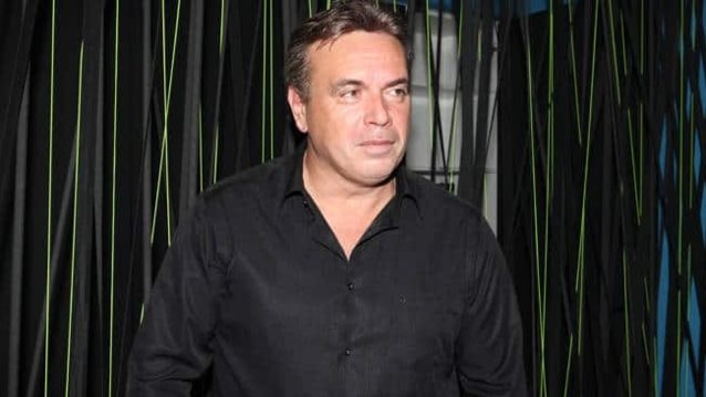 Πέθανε ο Μανώλης Λιδάκης