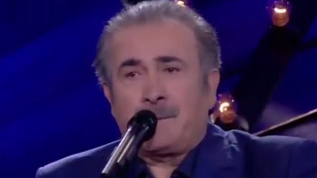 Λάκης Λαζόπουλος: Λύγισε στον αέρα του «Αλ Τσαντίρι Νιουζ» | Όσα είπε με δάκρυα στα μάτια
