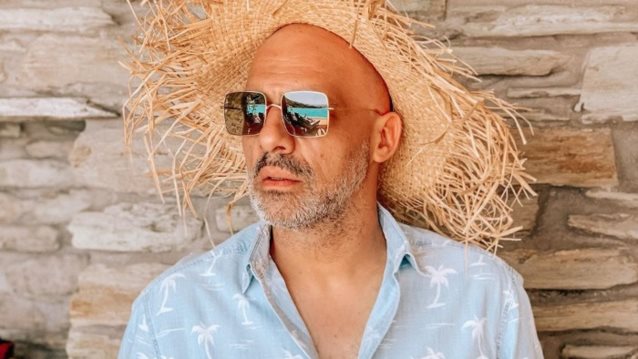 Νίκος Μουτσινάς: Διακοπές με Μακρυπούλια &amp; Νικολάου! Δείτε τα καλοκαιρινά στιγμιότυπα