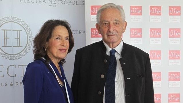 Michel de Grèce: Σήμερα το τελευταίο αντίο στον &quot;πρίγκιπα&quot; που αποκήρυξε τον τίτλο του για να παντρευτεί κοινή θνητή