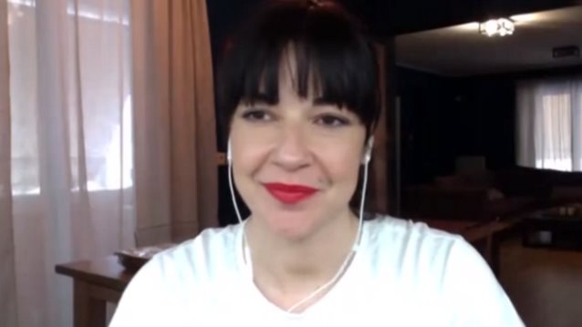 Χρύσπα: «Αδειάζει» το J2US! Η ψυχοφθόρα δοκιμασία αποχώρησης, τα spoiler &amp; το συμβόλαιο που δεν τηρήθηκε