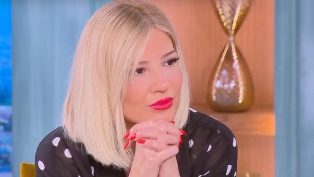 Την αιφνιδίασε η Φαίη Σκορδά: "Μου επιτρέπεις να ρωτήσω κάτι πολύ προσωπικό;"