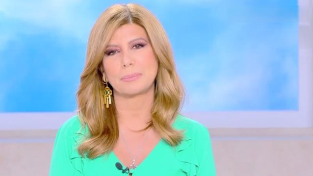 Συγκινημένη η Ζήνα Κουτσελίνη στο φινάλε της εκπομπής: "Εγώ όταν αγαπώ με την πρώτη ματιά μετά δεν μπορώ να κάνω διαφορετικά"