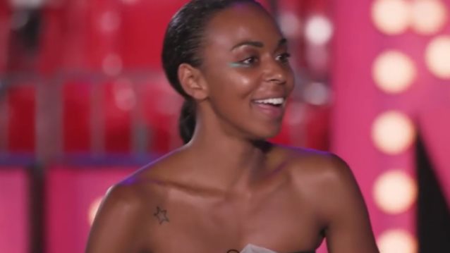 GNTM: Αμήχανο! Η ατάκα που είπε η Ρασέλ στη Ζενεβιέβ και την άφησε αμίλητη