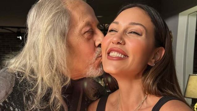 Η Πηνελόπη Αναστασοπούλου σε σπάνια στιγμιότυπα με τον πατέρα της